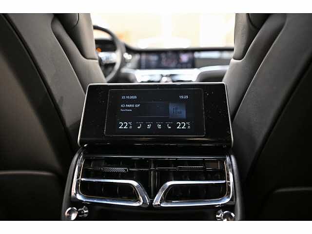 33:Bentley Flying Spur V8, Berline, Onyx, Bentley Paris Seine