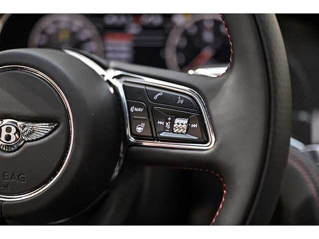 38:Bentley Flying Spur V8, Berline, Onyx, Bentley Paris Seine