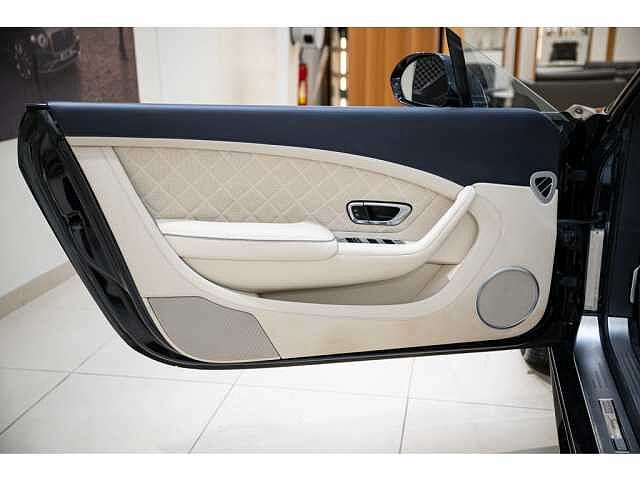 15:Bentley Continental GT Speed Convertible W12, Cabriolet, Black Sapphire, Bentley Paris Seine