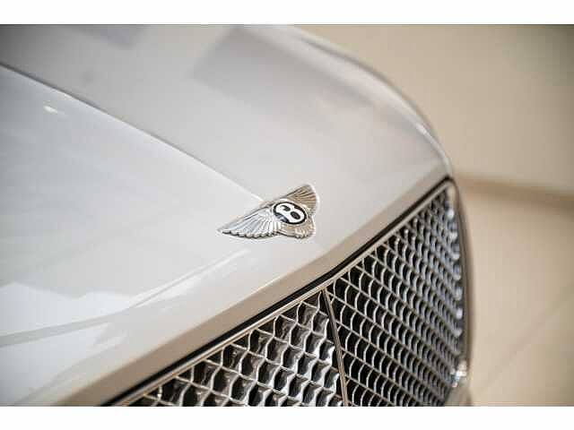 6:Bentley Bentayga First Edition V6 Hybrid, SUV, Silver Storm, Bentley Paris Seine