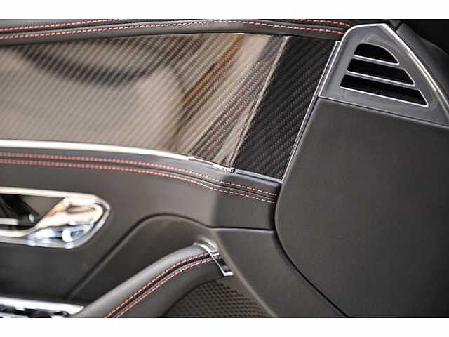 40:Bentley Flying Spur V8, Berline, Onyx, Bentley Paris Seine