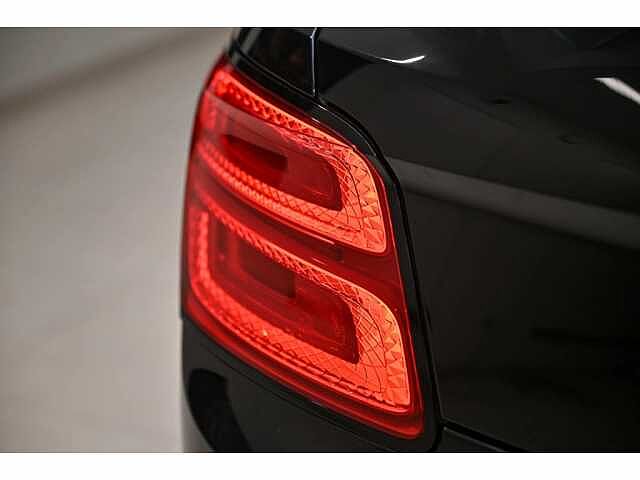 10:Bentley Flying Spur V8, Berline, Onyx, Bentley Paris Seine