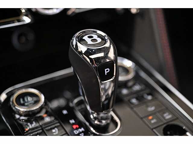 34:Bentley Flying Spur V8, Berline, Onyx, Bentley Paris Seine