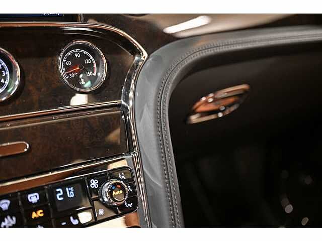 40:Bentley Mulsanne V8, Berline, Onyx, Bentley Paris Seine