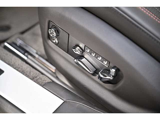 27:Bentley Flying Spur V8, Berline, Onyx, Bentley Paris Seine