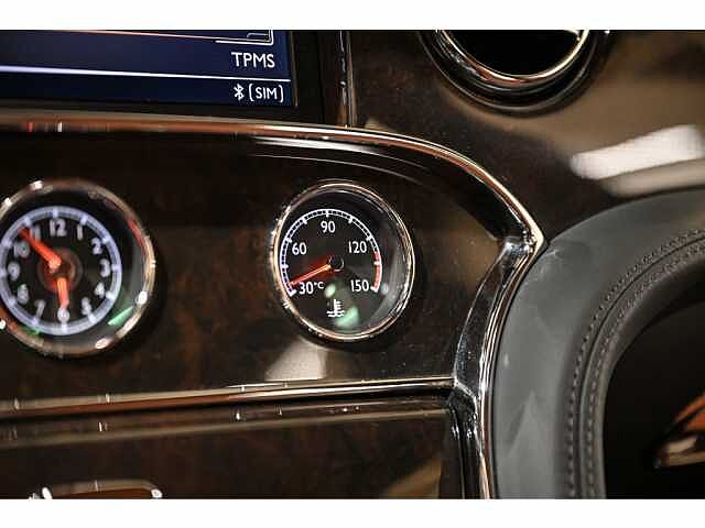 37:Bentley Mulsanne V8, Berline, Onyx, Bentley Paris Seine