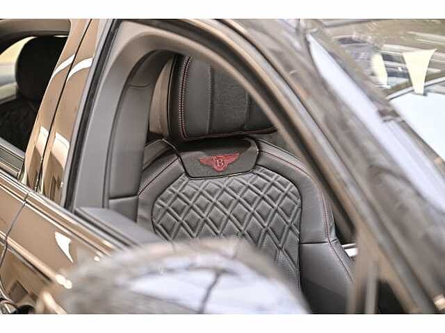 17:Bentley Flying Spur V8, Berline, Onyx, Bentley Paris Seine