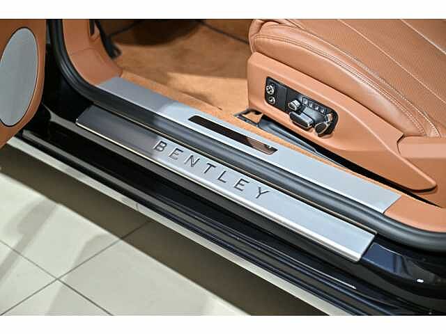 19:Bentley Continental GT V8, Coupé, Onyx, Bentley Paris Seine